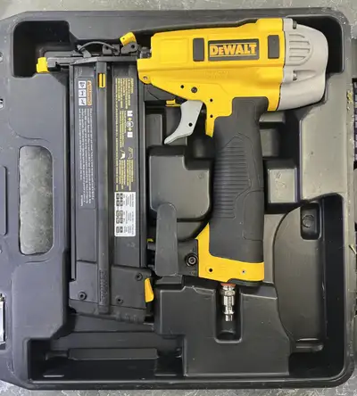 DEWALT 18-Gauge 2-inch Brad Nailer (DWFP12231), View more