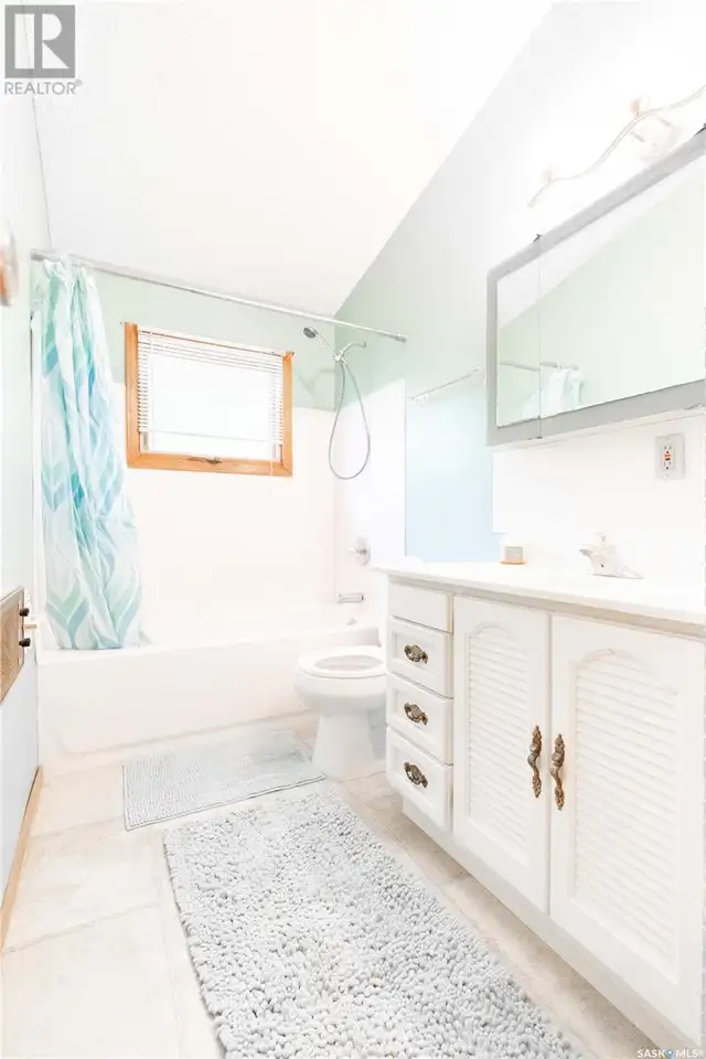 501 Bank STREET Saskatchewan Beach, Saskatchewan in Houses for Sale in Moose Jaw - Image 32