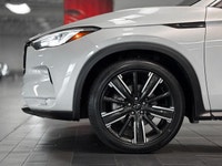 The 2021 INFINITI QX50 LUXE I-LINE is a compelling compact luxury SUV that combines the unique Varia... (image 4)