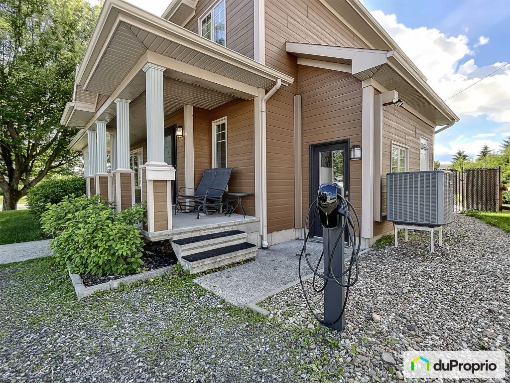 $925,000 - Price Taxes Included - Intergenerational in Scott — photo 3