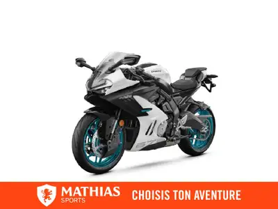 Concessionnaire des véhicules neufs et d'occasion. Sportive CF MOTO 675SS 2026 Embarquez pour la cou...