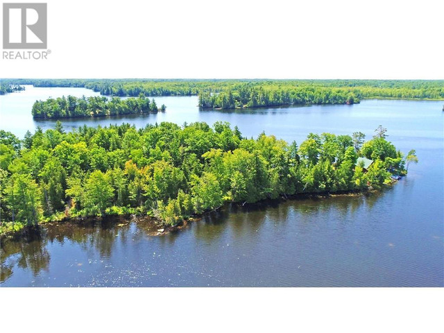 561 GRACEYS ISLAND Sharbot Lake, Ontario in Houses for Sale in Kingston - Image 2