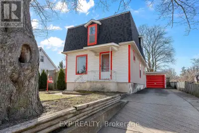 Welcome to 5958 Summer Street in Niagara Falls, a charming 2-storey detached home situated on a deep...