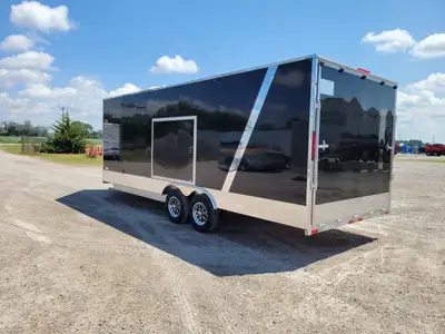 Enclosed Cargo Trailer V-Nose with side door This beautiful 102"x22'+5' Trailer is 27' of total inte...