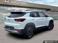 The advertised vehicle price is based on a promotional finance offer. Customers who purchase the veh... (image 4)