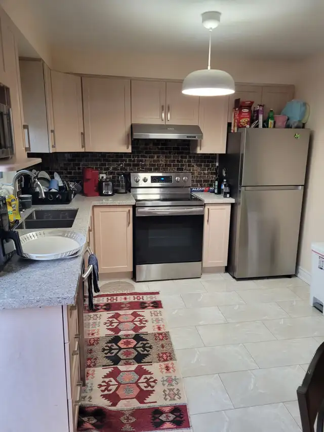 Large Clean Home Private Room Rent. Female. Feb 27th. Square One