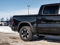 Welcome to Barrie Dodge Chrysler Jeep. DIAMOND BLACK CRYSTAL PEARLCOAT,SAFETY & CONVENIENCE GROUP -i... (image 8)