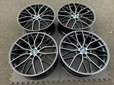 YES WE DO SHIP ACCROSS CANADA AND USA AT VOLUME DISCOUNT RATES SET of Genuine Factory 20" BMW Style...