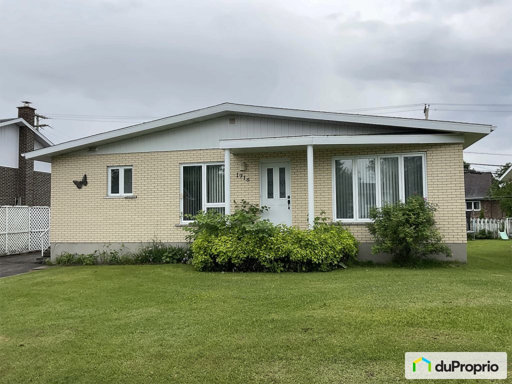 $289,000 - Bungalow for sale in Jonquière (Jonquière) — photo 2