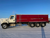 2014 Freightliner 114 Tri Drive Silage/Grain Truck, Allison,