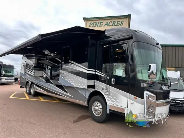 2024 Entegra Coach Anthem 44D 450 h.p. / 1250 ft-Lbs of Torque in RVs & Motorhomes in Moncton - Image 4