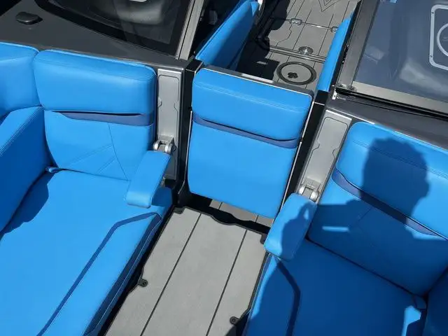 2022 SUPRA SL450 in Powerboats & Motorboats in St. Albert - Image 15