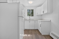 Amenities: Heat & Water Included • Air Conditioning • Walk-In Closets Suite & Building: Spacious bac... (image 3)