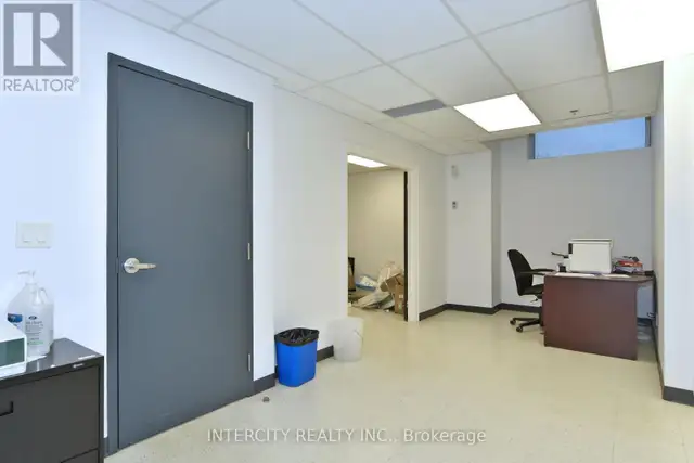 BSMT - 6 RONROSE DRIVE Vaughan (Concord), Ontario in Commercial & Office Space for Rent in Markham / York Region - Image 12