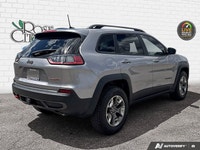 Rose City Ford | One Owner | Come see this 2019 Jeep Cherokee Trailhawk Elite before someone takes i... (image 5)
