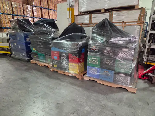 Open storage space Etobicoke daytime weekdays access only in Storage & Organization in Mississauga / Peel Region - Image 2