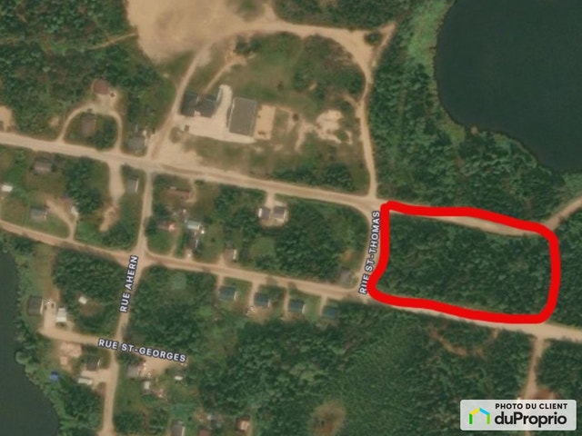 $250,000 - Square foot - Residential Lot in La Tuque (Parent) — photo 1