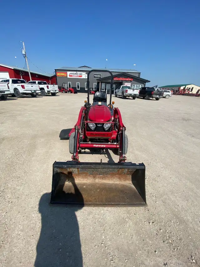 2017 Mahindra 22 HST in Farming Equipment in Winnipeg - Image 3