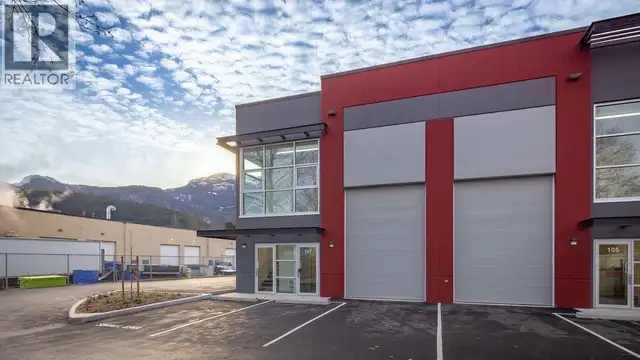 103A 38926 MID WAY Squamish, British Columbia in Commercial & Office Space for Rent in Prince Rupert - Image 5