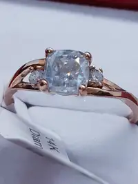 1.02 Carat Center Diamond Engagement Ring set  in 14k Rose Gold.