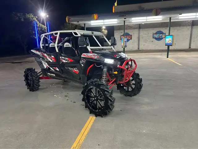 2016 Polaris RZR 1000 XP-CUSTOM! in ATVs in Dartmouth - Image 2