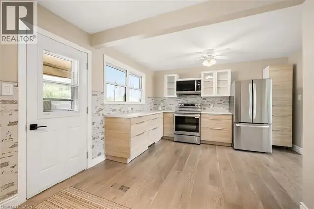 476 PROSPECT Avenue Kitchener, Ontario in Houses for Sale in Kitchener / Waterloo - Image 13