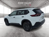 HEATED FRONT SEATS, HEATED STEERING WHEEL, ALLOY WHEELS, EXTERIOR PARKING CAMERA REAR, AUTOMATIC TEM... (image 4)