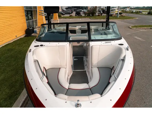 2009 Nautique 216V in Powerboats & Motorboats in Laurentides - Image 10