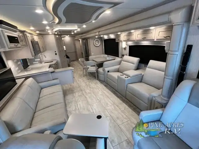 2023 Newmar Kountry Star 4037 Diesel Pusher 360 h.p. in RVs & Motorhomes in Moncton - Image 13