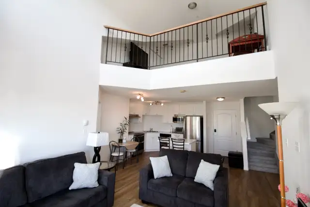 Hamptons 2 Bed 2 Bath Loft Underground Parking Edmonton