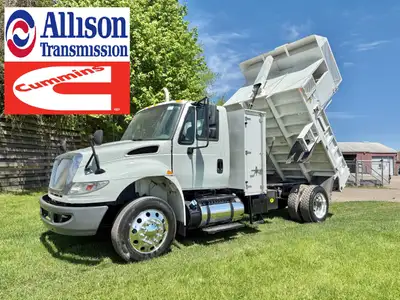 FOR SALE: 2018 INTERNATIONAL 4300 SINGLE AXLE UTILITY DUMP TRUCK. CUMINNS 260HP DIESEL ENGINE, ALLIS...