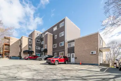 ARI Properties welcomes you to this beautifully renovated 2 bedroom apartment available on Forest Hi...