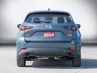 This Mazda CX-5 has a durable Regular Unleaded I-4 2.5 L/152 engine powering this Automatic transmis... (image 5)