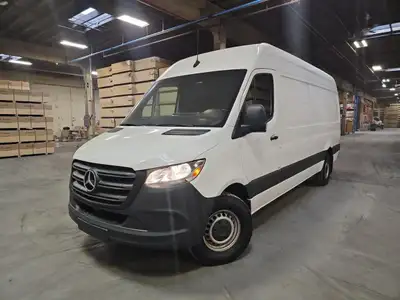 2022 Mercedes-Benz Sprinter Cargo Van $195/SEMAINE TAXES ET INTERETS INCLUS AVEC $3449 EN ACOMPTE SU...