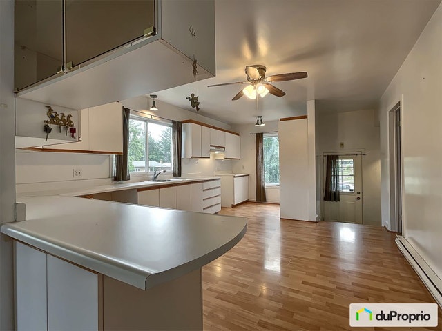 $469,000 - Bungalow for sale in St-Jérôme (St-Jérôme) — photo 2