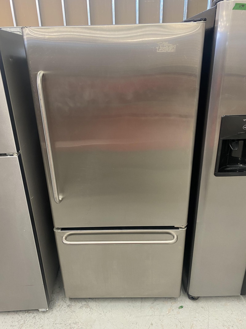 5910 Réfrigérateur Fridge 30" inox bottom Refrigerator Fridge