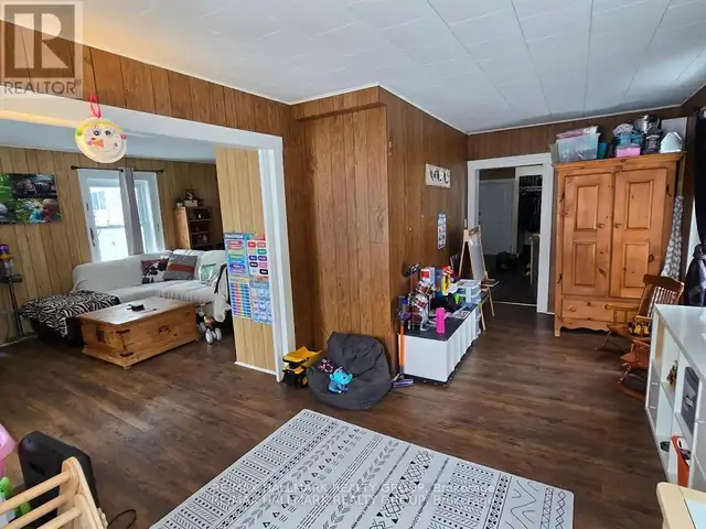 7122 BANK STREET Ottawa, Ontario in Land for Sale in Ottawa - Image 8