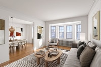 Akelius three bedroom apartment for rent. Located near Sherbrooke in the Westmount neighborhood, Mon... (image 1)