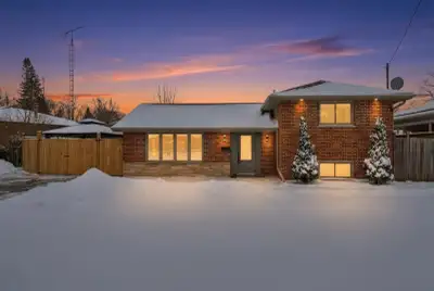 Welcome to 35 Hickery Place, a beautifully updated 3-level side split tucked away on a quiet Brantfo...