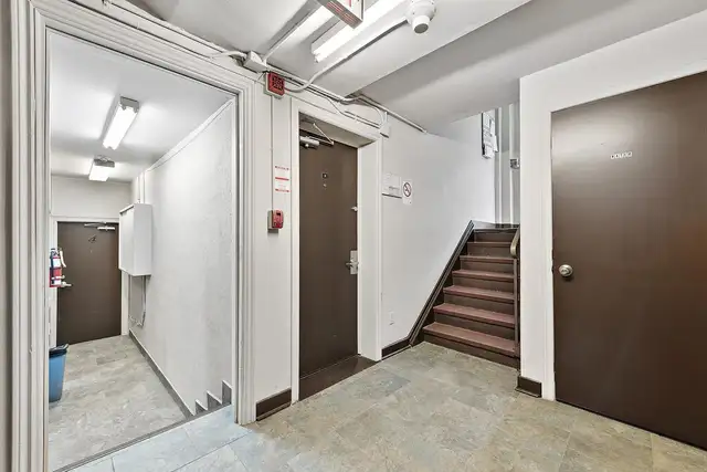 1 Bedroom Apartment for Rent - 2893 & 2897 St Clair Avenue East63848999557763123