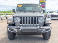 Come see this 2021 Jeep Wrangler Unlimited Sahara before it's too late! * This Jeep Wrangler is a Ba... (image 6)