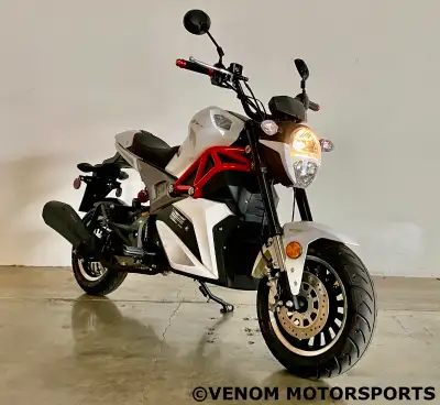 Welcome to the Venom x21 50cc Automatic Motorcycle. The Venom x21 is a 49.4cc Moped / Scooter that h...