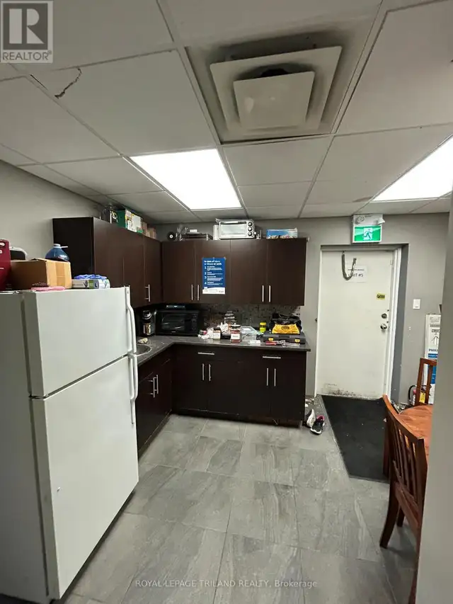 5-6 - 99 BELMONT DRIVE London South (South O), Ontario in Commercial & Office Space for Rent in London - Image 13