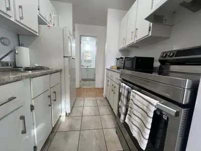 Appartement 4 et demi dans un immeuble situé à proximité du Cégep de Lévis-Lauzon, dans un quartier...