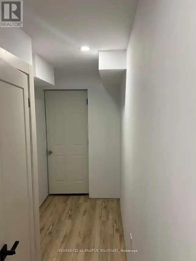 1042 KINGPEAK CRESCENT Pickering, Ontario in Long Term Rentals in Oshawa / Durham Region - Image 26