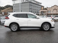 No Accidents - AWD - Heated Front Seats - Heated Steering Wheel - Backup Camera Practical, stylish,... (image 9)