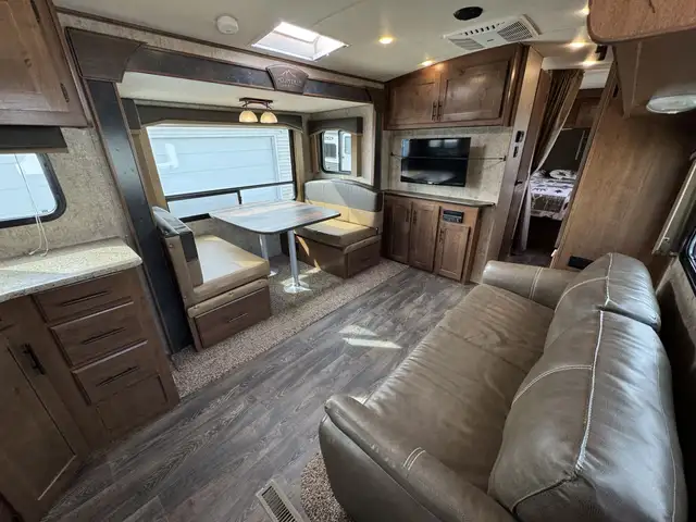 2019 ,Outdoors RV,Timber Ridge 24RKS in Travel Trailers & Campers in Kamloops - Image 5