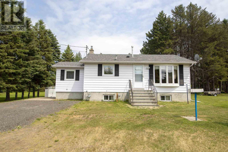 2260 Ponderosa DR Thunder Bay, Ontario Houses for Sale Thunder Bay