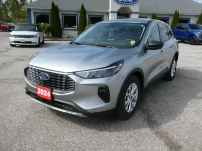 Backup Camera, Power Liftgate, Non Smoker. Recent Arrival! Silver Metallic 2024 Ford Escape Active |...