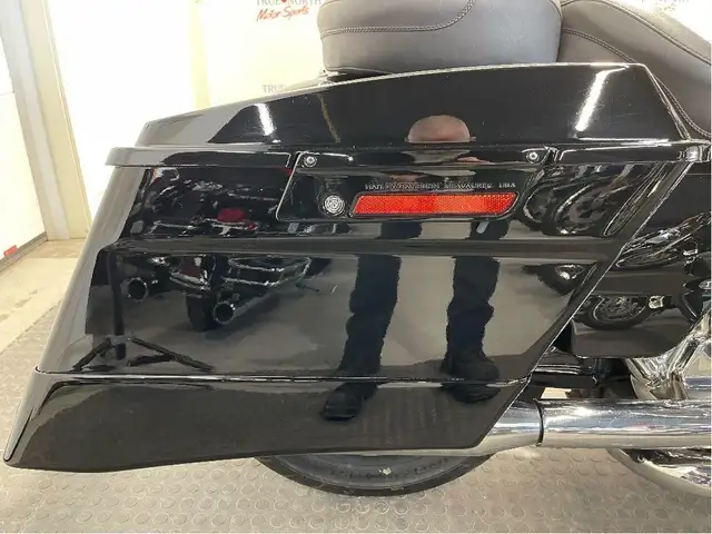 2009 Harley-Davidson Street Glide CANADIAN HARLEY/STAGE 1/RINEHA in Sport Touring in North Bay - Image 13